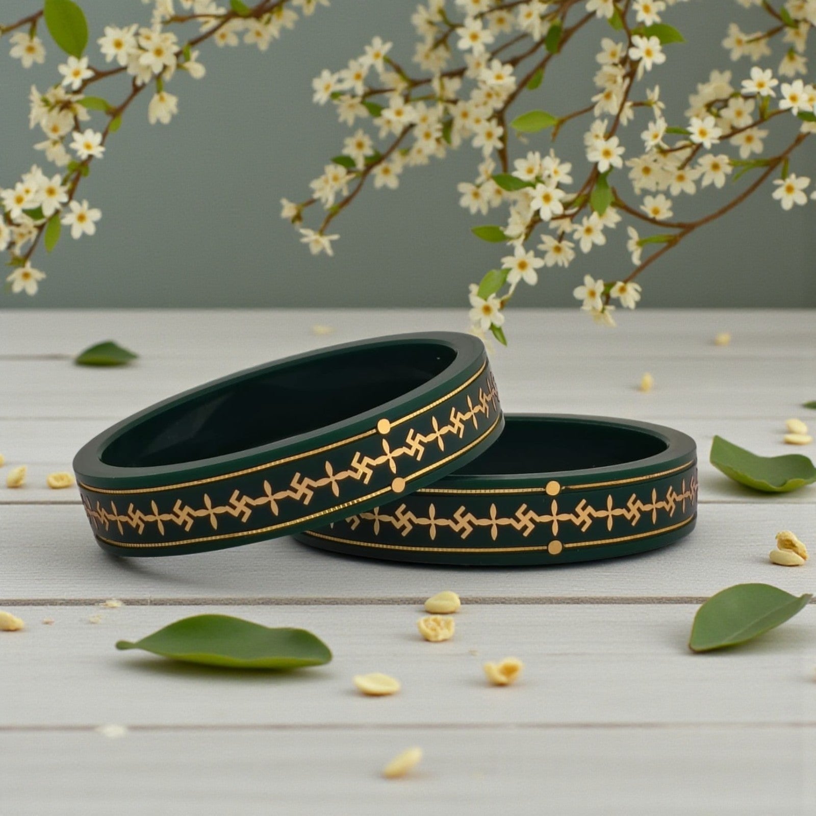 22kt (916) Yellow Gold Handmade Green Pola Bangles Flower Design for Women with Purity Certificate ((Green Mono Swastik,Set of 2pcs)